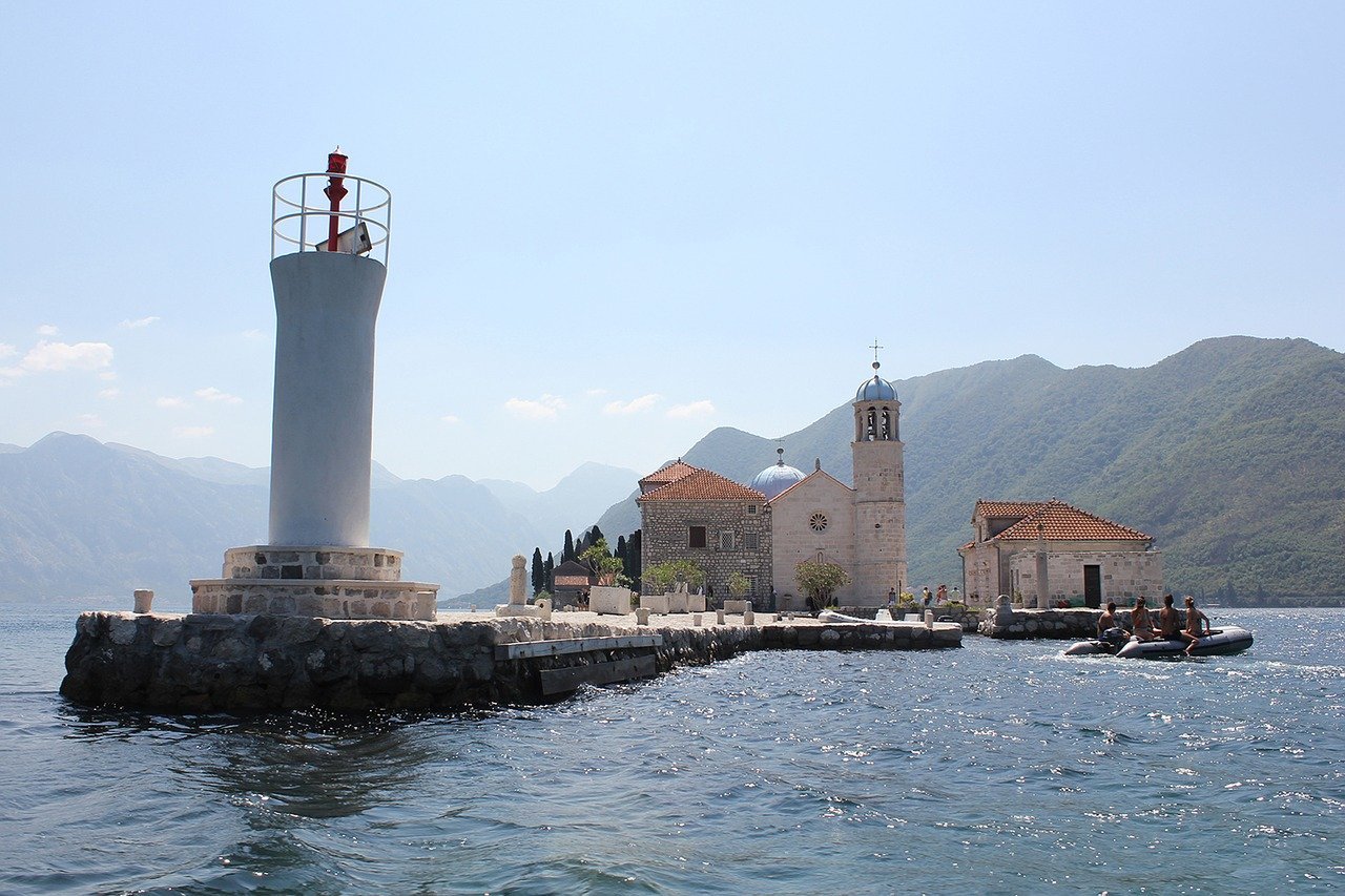 Montenegro has several, great temporary residence options - all are low hassle